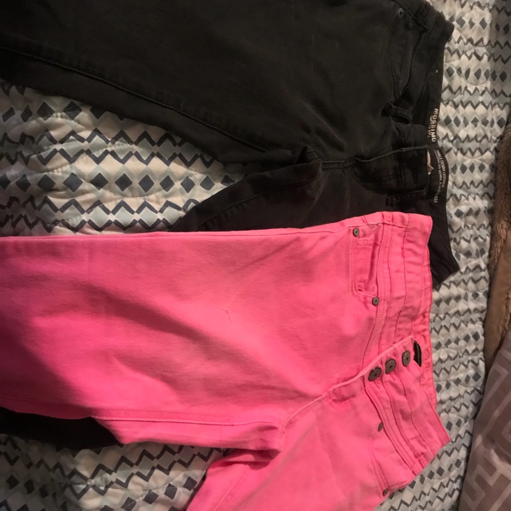 9 Pair of jeans - Picture 2 of 2